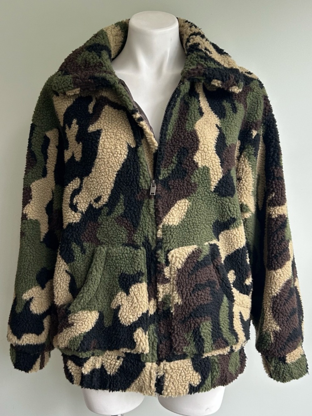 COTTON ON Camo Teddy Bomber Jacket, M NWT - Picture 2 of 7